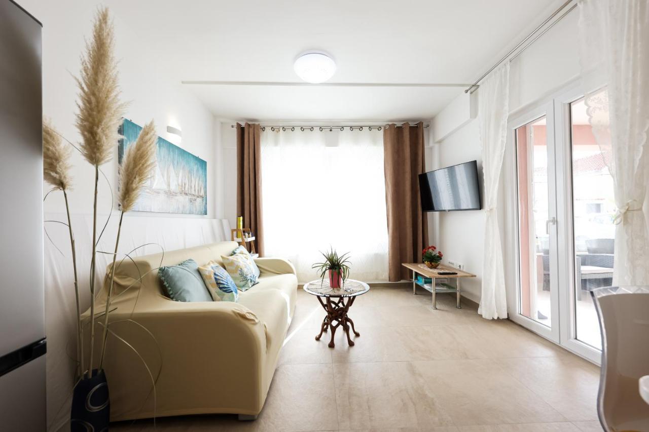 Apartment Puntamika Villa De Rosa - Ground Floor Zadar Ngoại thất bức ảnh