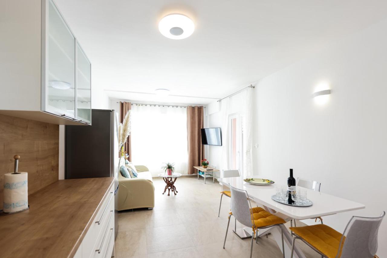 Apartment Puntamika Villa De Rosa - Ground Floor Zadar Ngoại thất bức ảnh